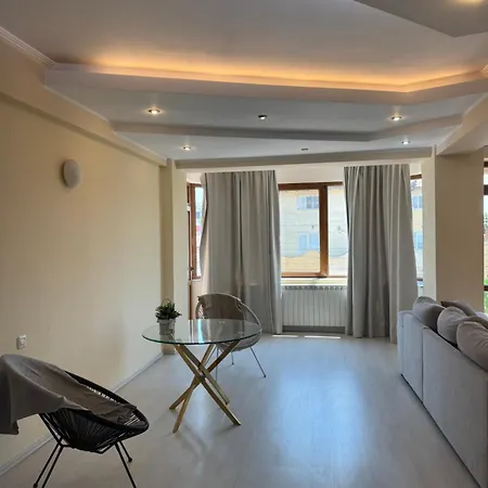 Διαμέρισμα Central Apartment