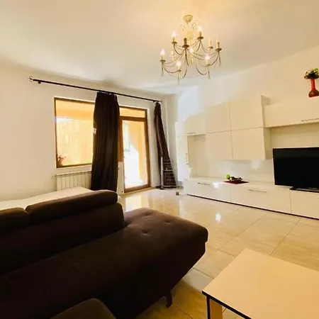 Διαμέρισμα Central Apartment